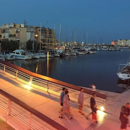 Location Nuit Port * Gruissan