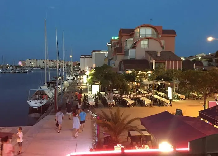 Location Nuit Port Gruissan